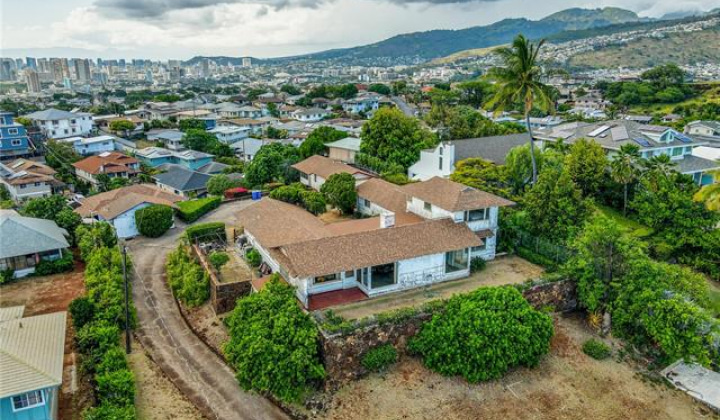 766 Ocean View Drive,Honolulu,Hawaii,96816,4 Bedrooms Bedrooms,5 BathroomsBathrooms,Single family,Ocean View,16521086