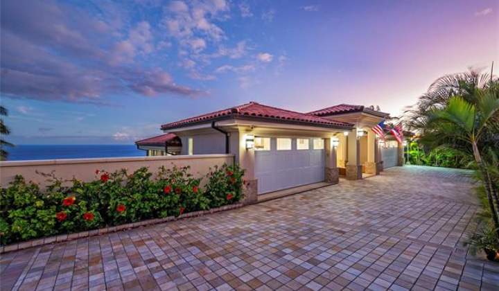 269 Kaialii Place,Honolulu,Hawaii,96821,6 Bedrooms Bedrooms,6 BathroomsBathrooms,Single family,Kaialii,16704770