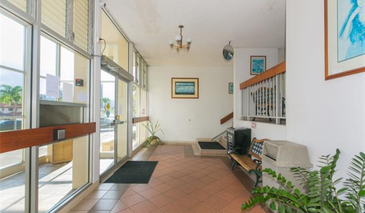 5180 Likini Street,Honolulu,Hawaii,96818,2 Bedrooms Bedrooms,1 BathroomBathrooms,Condo/Townhouse,Likini,8,17556717