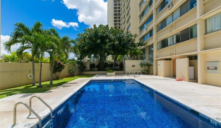 5180 Likini Street,Honolulu,Hawaii,96818,2 Bedrooms Bedrooms,1 BathroomBathrooms,Condo/Townhouse,Likini,8,17556717