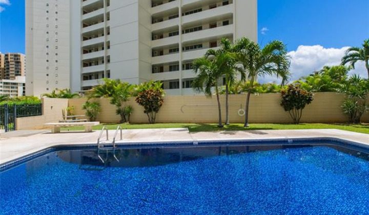 5180 Likini Street,Honolulu,Hawaii,96818,2 Bedrooms Bedrooms,1 BathroomBathrooms,Condo/Townhouse,Likini,8,17556717