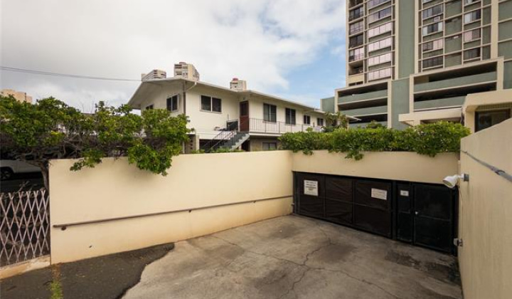 2444 Hihiwai Street,Honolulu,Hawaii,96826,1 ベッドルーム ベッドルーム,1 バスルームバスルーム,コンド / タウンハウス,Hihiwai,12,17745429