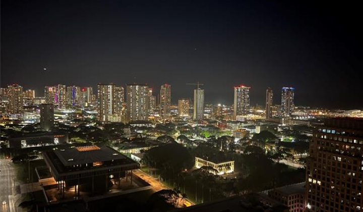 1199 Bishop Street,Honolulu,Hawaii,96813,3 ベッドルーム ベッドルーム,3 バスルームバスルーム,コンド / タウンハウス,Bishop,35,17634377