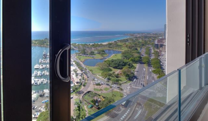 1650 Ala Moana Boulevard,Honolulu,Hawaii,96815,3 ベッドルーム ベッドルーム,3 バスルームバスルーム,コンド / タウンハウス,Ala Moana,33,17766328