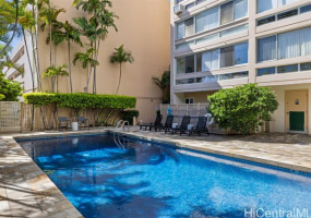 555 University Avenue,Honolulu,Hawaii,96826,1 Bedroom Bedrooms,1 BathroomBathrooms,Condo/Townhouse,University,1,17779410