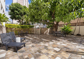 555 University Avenue,Honolulu,Hawaii,96826,1 Bedroom Bedrooms,1 BathroomBathrooms,Condo/Townhouse,University,1,17779410