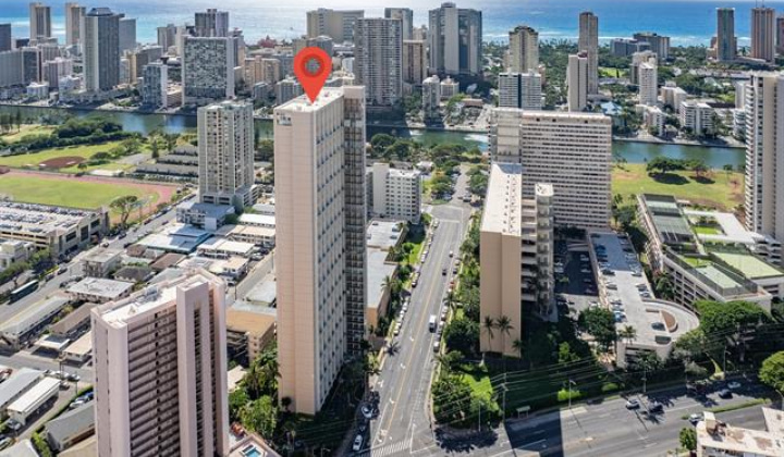 555 University Avenue,Honolulu,Hawaii,96826,1 Bedroom Bedrooms,1 BathroomBathrooms,Condo/Townhouse,University,1,17779410