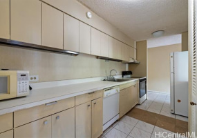 555 University Avenue,Honolulu,Hawaii,96826,1 Bedroom Bedrooms,1 BathroomBathrooms,Condo/Townhouse,University,1,17779410