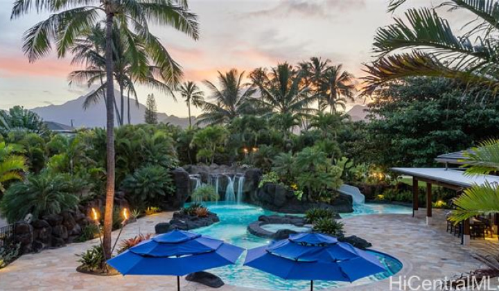 223 Saratoga Road,Honolulu,Hawaii,96815,1 Bedroom Bedrooms,2 BathroomsBathrooms,Condo/Townhouse,Saratoga,11,17737378