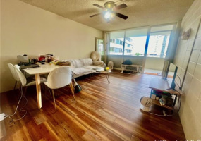 425 Ena Road,Honolulu,Hawaii,96815,1 Bedroom Bedrooms,1 BathroomBathrooms,Condo/Townhouse,Ena,9,17860162