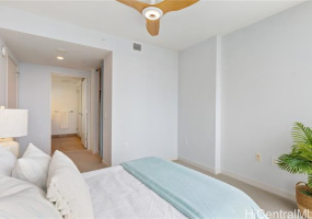 1001 Queen Street,Honolulu,Hawaii,96814,3 Bedrooms Bedrooms,3 BathroomsBathrooms,Condo/Townhouse,Queen,25,17863634