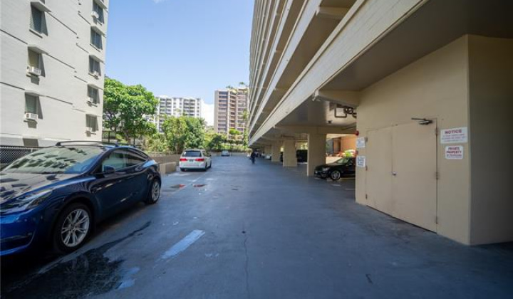 1040 Kinau Street,Honolulu,Hawaii,96814,2 ベッドルーム ベッドルーム,1 バスルームバスルーム,コンド / タウンハウス,Kinau,8,17906562