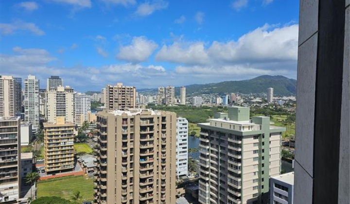 300 Wai Nani Way,Honolulu,Hawaii,96815,1 ベッドルーム ベッドルーム,1 バスルームバスルーム,コンド / タウンハウス,Wai Nani,21,17907146