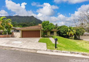 1269 Maleko Street,Kailua,Hawaii,96734,4 ベッドルーム ベッドルーム,3 バスルームバスルーム,一戸建て,Maleko,17945113