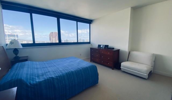 600 Queen Street,Honolulu,Hawaii,96813,3 Bedrooms Bedrooms,2 BathroomsBathrooms,Condo/Townhouse,Queen,35,17922871