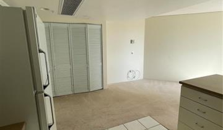 1314 Kalakaua Avenue,Honolulu,Hawaii,96826,1 Bedroom Bedrooms,1 BathroomBathrooms,Condo/Townhouse,Kalakaua,8,17849150