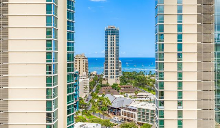 2140 Kuhio Avenue,Honolulu,Hawaii,96815,1 Bedroom Bedrooms,1 BathroomBathrooms,Condo/Townhouse,Kuhio,21,17935382