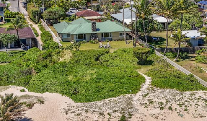 942 Mokulua Drive,Kailua,Hawaii,96734,4 ベッドルーム ベッドルーム,3 バスルームバスルーム,一戸建て,Mokulua,17950344