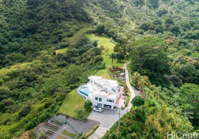 47-958 Kamakoi Road,Kaneohe,Hawaii,96744,5 Bedrooms Bedrooms,5 BathroomsBathrooms,Single family,Kamakoi,17996897