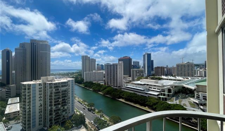 1717 Ala Wai Boulevard,Honolulu,Hawaii,96815,2 Bedrooms Bedrooms,2 BathroomsBathrooms,Condo/Townhouse,Ala Wai,21,17961793