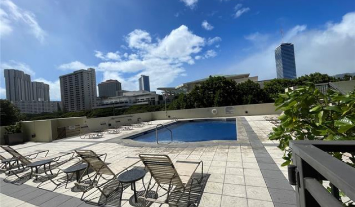 1717 Ala Wai Boulevard,Honolulu,Hawaii,96815,2 Bedrooms Bedrooms,2 BathroomsBathrooms,Condo/Townhouse,Ala Wai,21,17961793