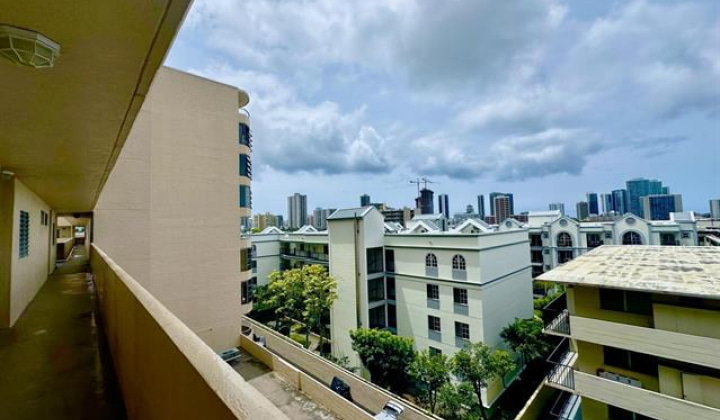 1447 Kewalo Street,Honolulu,Hawaii,96822,1 Bedroom Bedrooms,2 BathroomsBathrooms,Condo/Townhouse,Kewalo,5,17966275