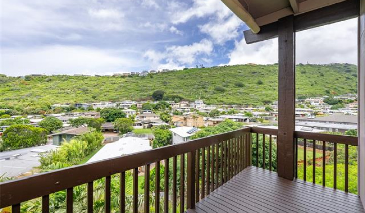 1487 Hiikala Place,Honolulu,Hawaii,96816,3 Bedrooms Bedrooms,2 BathroomsBathrooms,Condo/Townhouse,Hiikala,1,17999480