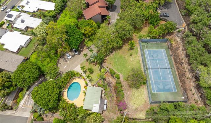 1487 Hiikala Place,Honolulu,Hawaii,96816,3 Bedrooms Bedrooms,2 BathroomsBathrooms,Condo/Townhouse,Hiikala,1,17999480