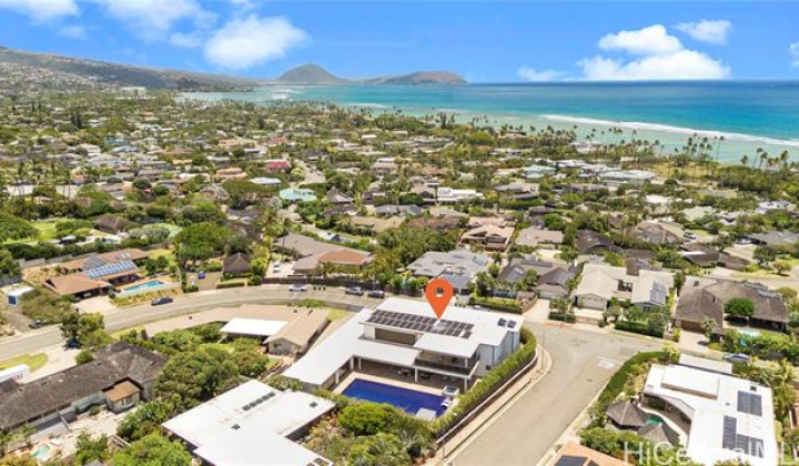 606 Hakaka Place,Honolulu,Hawaii,96816,6 Bedrooms Bedrooms,6 BathroomsBathrooms,Single family,Hakaka,18002426