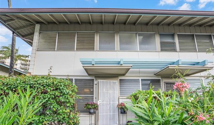 4946-1 Kilauea Avenue,Honolulu,Hawaii,96816,2 Bedrooms Bedrooms,2 BathroomsBathrooms,Condo/Townhouse,Kilauea,1,18007436