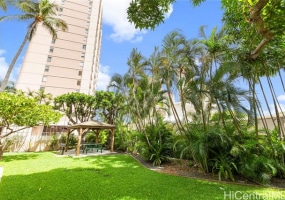 555 University Avenue,Honolulu,Hawaii,96826,1 Bedroom Bedrooms,1 BathroomBathrooms,Condo/Townhouse,University,34,17665282