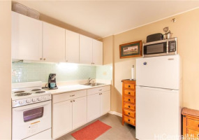 1088 Bishop Street,Honolulu,Hawaii,96813,1 Bedroom Bedrooms,1 BathroomBathrooms,Condo/Townhouse,Bishop,11,18027995