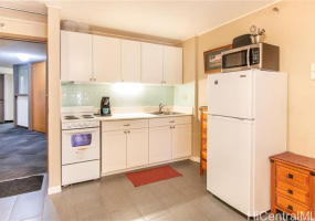 1088 Bishop Street,Honolulu,Hawaii,96813,1 Bedroom Bedrooms,1 BathroomBathrooms,Condo/Townhouse,Bishop,11,18027995