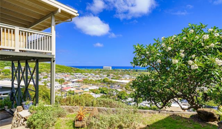 4446 Wahinekoa Place,Honolulu,Hawaii,96821,3 Bedrooms Bedrooms,1 BathroomBathrooms,Single family,Wahinekoa,18037170