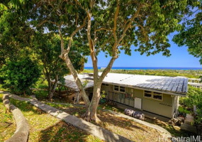 4446 Wahinekoa Place,Honolulu,Hawaii,96821,3 Bedrooms Bedrooms,1 BathroomBathrooms,Single family,Wahinekoa,18037170