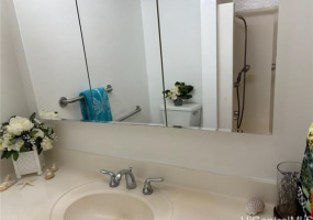 747 Amana Street,Honolulu,Hawaii,96814,1 BathroomBathrooms,Condo/Townhouse,Amana,9,18042162