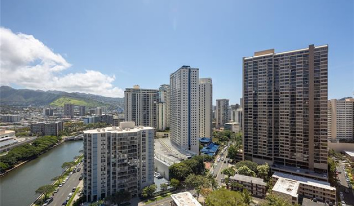 1551 Ala Wai Boulevard,Honolulu,Hawaii,96815,2 ベッドルーム ベッドルーム,2 バスルームバスルーム,コンド / タウンハウス,Ala Wai,21,18043005