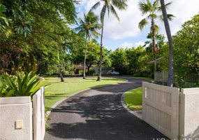 4679B Kahala Avenue,Honolulu,Hawaii,96816,6 Bedrooms Bedrooms,6 BathroomsBathrooms,Single family,Kahala,18058345