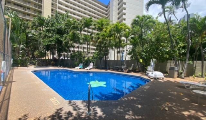 1700 Ala Moana Boulevard,Honolulu,Hawaii,96815,1 BathroomBathrooms,Condo/Townhouse,Ala Moana,17,18061672