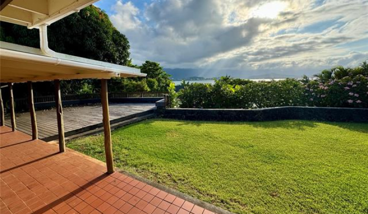 44-327 Kaneohe Bay Drive,Kaneohe,Hawaii,96744,8 Bedrooms Bedrooms,5 BathroomsBathrooms,Single family,Kaneohe Bay,18061772