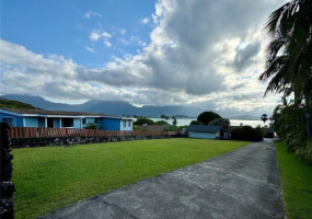 44-327 Kaneohe Bay Drive,Kaneohe,Hawaii,96744,8 Bedrooms Bedrooms,5 BathroomsBathrooms,Single family,Kaneohe Bay,18061772