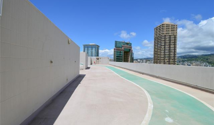 430 Keoniana Street,Honolulu,Hawaii,96815,1 Bedroom Bedrooms,1 BathroomBathrooms,Condo/Townhouse,Keoniana,4,18112535