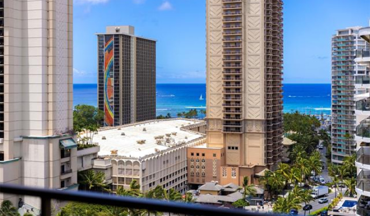 1910 Ala Moana Boulevard,Honolulu,Hawaii,96815,2 ベッドルーム ベッドルーム,2 バスルームバスルーム,コンド / タウンハウス,Ala Moana,19,18077135