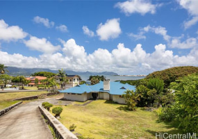 44-275 Kaneohe Bay Drive,Kailua,Hawaii,96734,3 ベッドルーム ベッドルーム,3 バスルームバスルーム,一戸建て,Kaneohe Bay,18123221