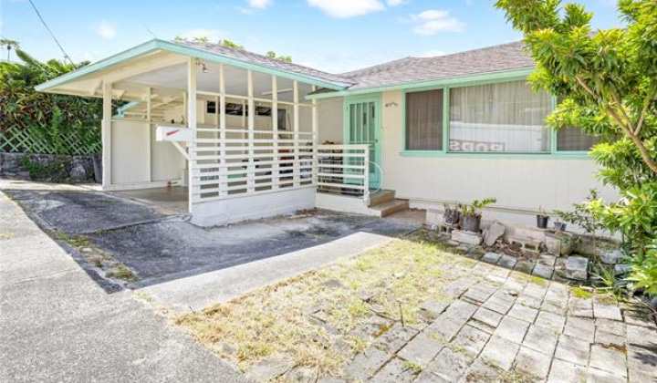 2417 Naai Street,Honolulu,Hawaii,96819,8 Bedrooms Bedrooms,4 BathroomsBathrooms,Single family,Naai,18084458