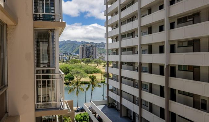 2415 Ala Wai Boulevard,Honolulu,Hawaii,96815,2 ベッドルーム ベッドルーム,1 バスルームバスルーム,コンド / タウンハウス,Ala Wai,8,18088962