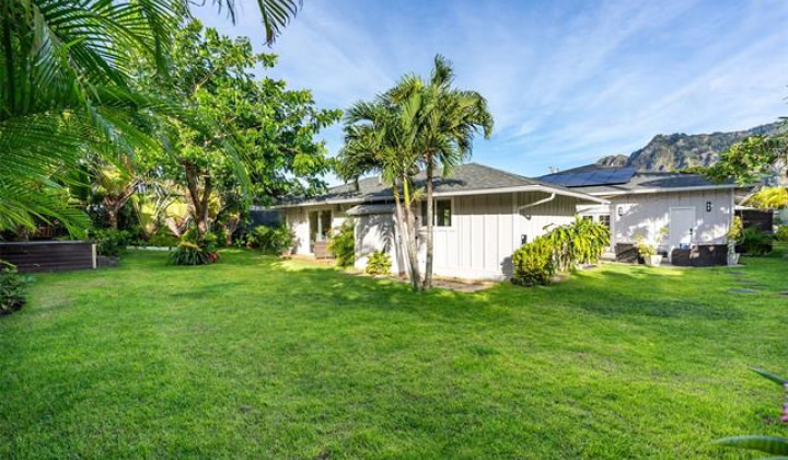 41-019 Manana Street,Waimanalo,Hawaii,96795,5 Bedrooms Bedrooms,3 BathroomsBathrooms,Single family,Manana,18130088