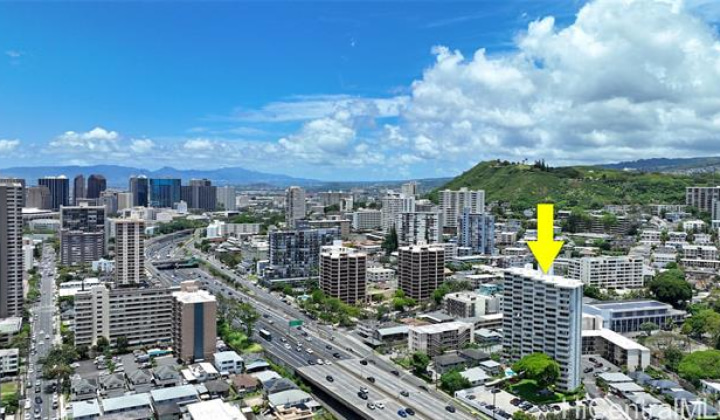 1400 Pensacola Street,Honolulu,Hawaii,96822,2 ベッドルーム ベッドルーム,2 バスルームバスルーム,コンド / タウンハウス,Pensacola,4,18093034