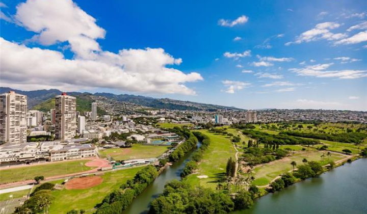 2211 Ala Wai Boulevard,Honolulu,Hawaii,96815,1 Bedroom Bedrooms,1 BathroomBathrooms,Condo/Townhouse,Ala Wai,31,18132337