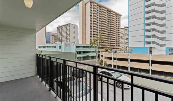 1610 Kanunu Street,Honolulu,Hawaii,96814,2 Bedrooms Bedrooms,1 BathroomBathrooms,Condo/Townhouse,Kanunu,3,18095259